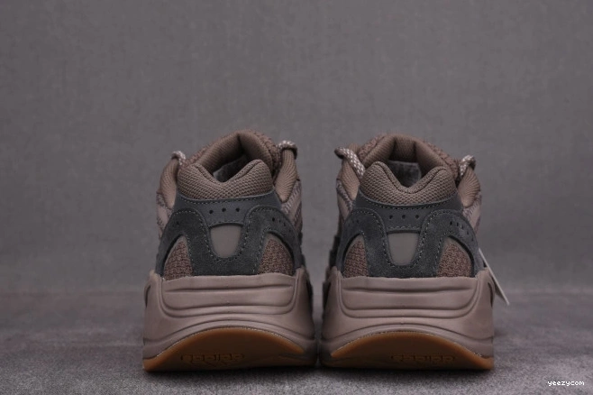 GZ0724 'Mauve' Yeezy Boost V2 ADIDAS 700 0814